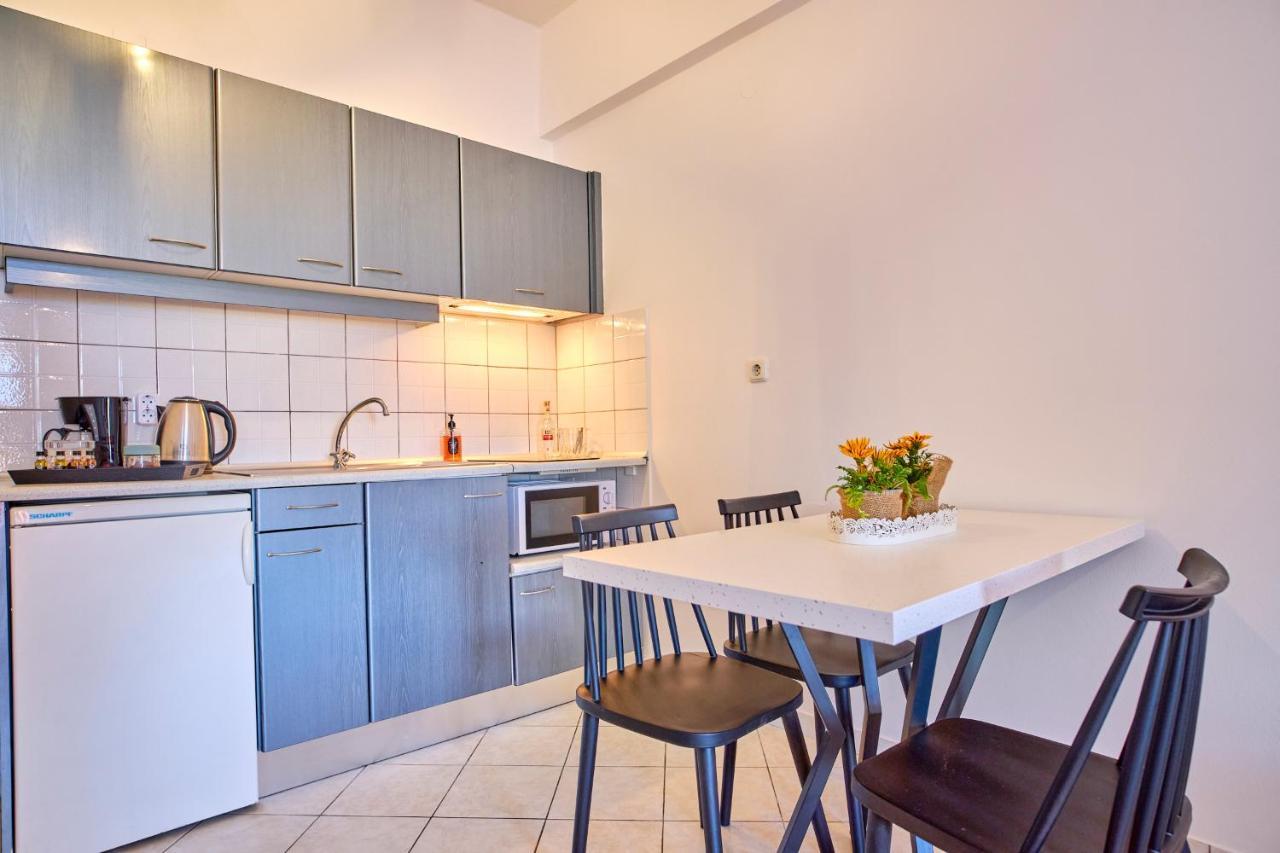 Logas Apartment Peroulades (Corfu)