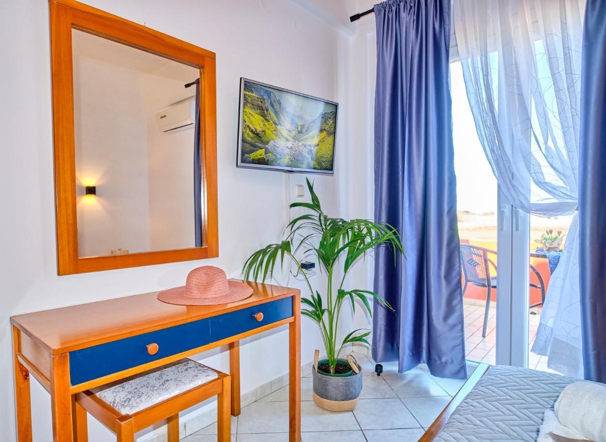 Logas Peroulades (Corfu)